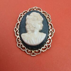 Victorian Revival Cameo Brooch Black White Resin Gold Filigree | Vintage 2"